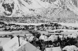 Klondike_camp_Yukon_head